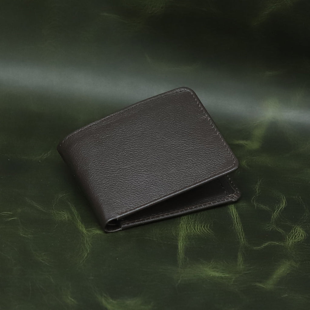 Minimalist Bi-Fold Leather Wallet with Coin Pocket